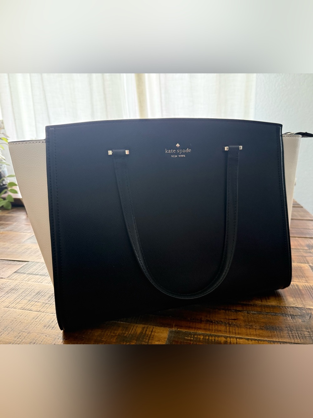 kate spade geraldine black and white bag